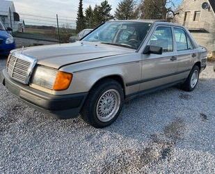 Mercedes-Benz E 230 Gebrauchtwagen