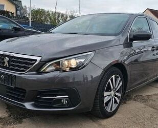 Peugeot Peugeot 308 SW Active Automatik, Navi, Panorama, Gebrauchtwagen