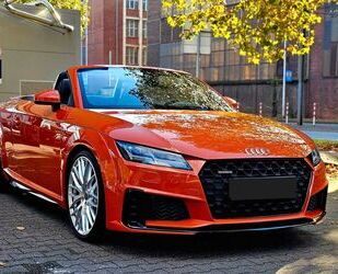 Audi Audi TT 45 TFSI quattro Roadster - in Pulsorange Gebrauchtwagen