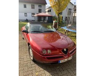 Alfa Romeo Alfa Romeo Spider 2.0 T.Spark 916 Rot Schwarz Spy Gebrauchtwagen