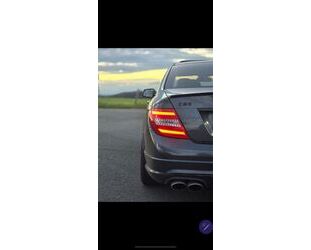 Mercedes-Benz Mercedes-Benz Tausche oder verkaufe w204 c63 amg Gebrauchtwagen