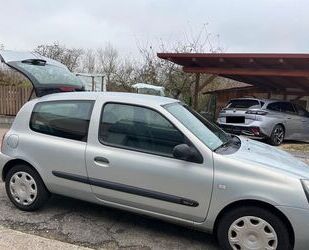 Renault Renault Clio 1.2 16V Gebrauchtwagen