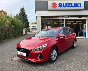 Hyundai Hyundai i30cw 1.4 T-GDI KOMBI KLIMA LED FSE SPUR P Gebrauchtwagen