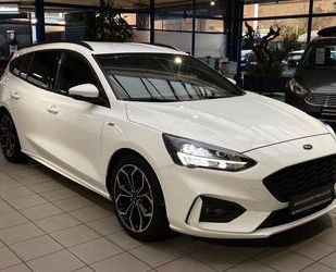 Ford Ford Focus Turnier ST-Line X Gebrauchtwagen