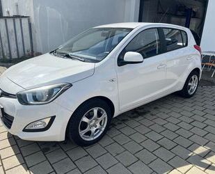 Hyundai Hyundai i20 5 Star Edition SCHECKHEFT KLIMA TUV NE Gebrauchtwagen