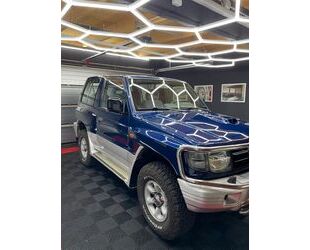 Mitsubishi Mitsubishi Pajero 2800 Turbo-Diesel GLS KAT-Grün, Gebrauchtwagen