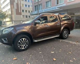 Nissan Nissan Navara NP300 Tekna Double Cab 4x4 Hardtop Gebrauchtwagen