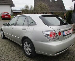 Lexus IS 200 Gebrauchtwagen