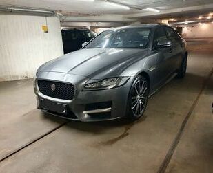 Jaguar Jaguar XF 20d AWD British Design Edition R-Sport Gebrauchtwagen