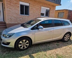 Opel Opel Astra J Sports Tourer Gebrauchtwagen