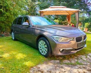 BMW BMW 318d xDrive Touring Luxury Line Luxury Line Gebrauchtwagen