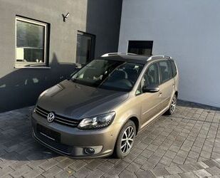 VW Volkswagen Touran Highline BMT 2.0 TDI/7Sitzer/AHK Gebrauchtwagen