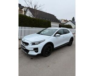 Kia Kia XCeed 1.4 T-GDI DCT Gebrauchtwagen