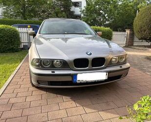 BMW BMW 528i A Touring - Gebrauchtwagen