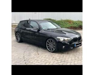 BMW BMW 114i Sportlich, gepflegt, Performance Gebrauchtwagen