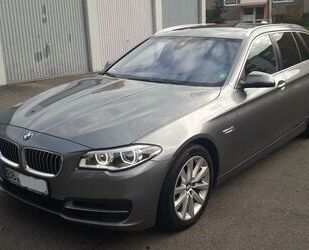 BMW BMW 520 d xDrive Touring Aut. LED,HUD,StandHzng Gebrauchtwagen