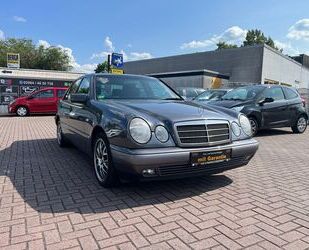 Mercedes-Benz Mercedes-Benz E 240*TÜV NEU*GARANTIE*Anhängerkuppl Gebrauchtwagen