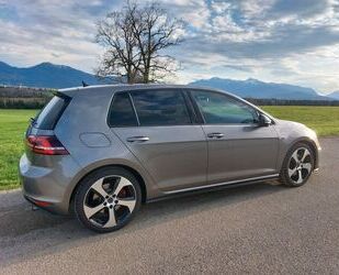 VW Volkswagen Golf 2.0 TSI DSG BMT GTI Top Gepflegt Gebrauchtwagen