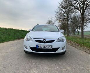 Opel Opel Astra Sports Tourer 1.4 T 140 PS Gebrauchtwagen