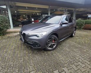 Alfa Romeo Alfa Romeo Stelvio 2.2 Diesel 16V AT8 Q4 Veloce Gebrauchtwagen