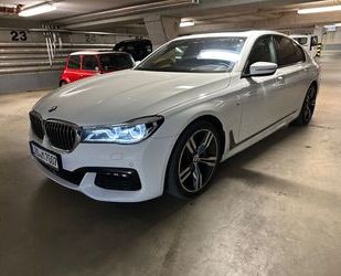 BMW BMW 750i xDrive - 1.Hand-AdaptivesFahrwerk-Softclo Gebrauchtwagen