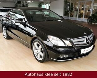 Mercedes-Benz Mercedes-Benz E 200 Coupé *Navi*Bluetooth*Leder*1. Gebrauchtwagen