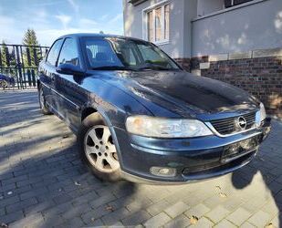 Opel Opel Vectra 1.6 16V Selection Gebrauchtwagen