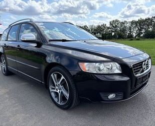 Volvo Volvo V50 1.6 D2 R-Design Edition-Xenon-Leder-Navi Gebrauchtwagen