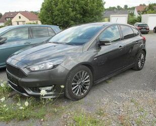 Ford Ford Focus Lim.Navi ST-Line Garantie Rückfahrkamm Gebrauchtwagen