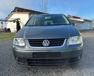 VW Volkswagen Touran Highline 2.0 TDI - DSG - Leder - Gebrauchtwagen