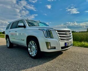 Cadillac Cadillac Escalade 6.2 Platinum AHK/Massage/Bose/TV Gebrauchtwagen