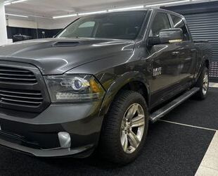 Dodge Dodge RAM 1500*Sport Crew Cab*Kanada Mod Gebrauchtwagen