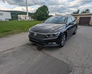 VW Volkswagen Passat Variant 2.0 TDI 4MOTION 4x Sitzh Gebrauchtwagen