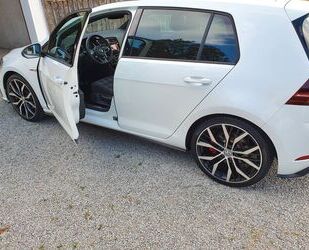 VW Volkswagen Golf 2.0 TSI BMT GTI GTI Gebrauchtwagen