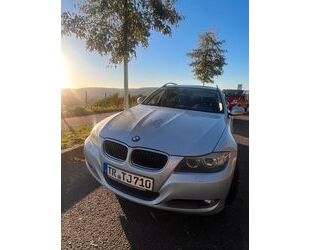 BMW BMW 318i E91 Touring M-Paket + ALU + KLIMA + TEMP Gebrauchtwagen