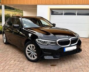 BMW BMW 318d Touring Standhz AHK H&KSound Headup Autom Gebrauchtwagen