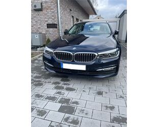 BMW BMW 520d Touring A - Navi Prof. - SHZ - Leder - L Gebrauchtwagen