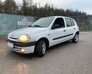 Renault Renault Clio 1.2 RT Gebrauchtwagen