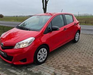 Toyota Toyota Yaris Cool 1.0 Benzin klima 107 Tkm.Neu TÜV Gebrauchtwagen