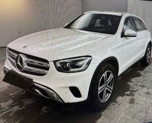 Mercedes-Benz Mercedes-Benz GLC 220 d 4-m,AHK,RFK,AMG innen,18