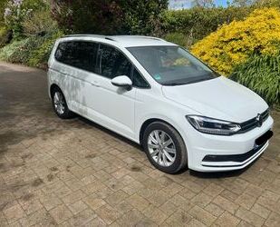 VW Volkswagen Touran 2.0 TDI SCR DSG Highline Highlin Gebrauchtwagen