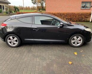 Renault Renault Megane Coupé Dynamique 1.6 16V 110 Dynamiq Gebrauchtwagen