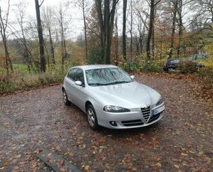 Alfa Romeo Alfa Romeo Alfa 147 1.6 16V TS Progression Gebrauchtwagen