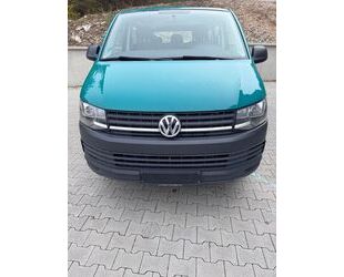 VW Volkswagen T5 Transporter mit Klima- AHK-9 Sitze Gebrauchtwagen