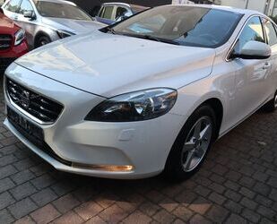 Volvo Volvo V40 Momentum Kamera Sitzhei. Style-Paket 150 Gebrauchtwagen