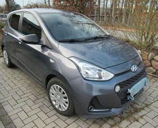 Hyundai Hyundai i10 1.0 Passion Plus Passion + Klimaautoma Gebrauchtwagen