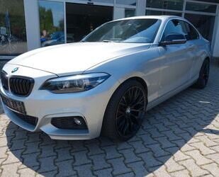 BMW BMW 230 i Coupe M Sport X-Drive Navi, Leder, Kame Gebrauchtwagen