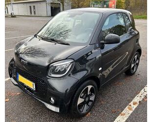 Smart Smart ForTwo coupé Exclusive 60kW EQ Batterie Gebrauchtwagen