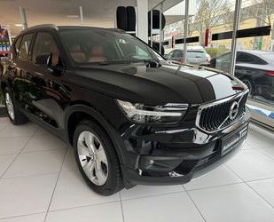 Volvo Volvo XC40 D4 AWD Momentum Pro Geartronic Gebrauchtwagen