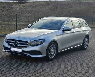 Mercedes-Benz Mercedes-Benz E 220d T 9G-TR+AHK+360°+Widescreen+D Gebrauchtwagen